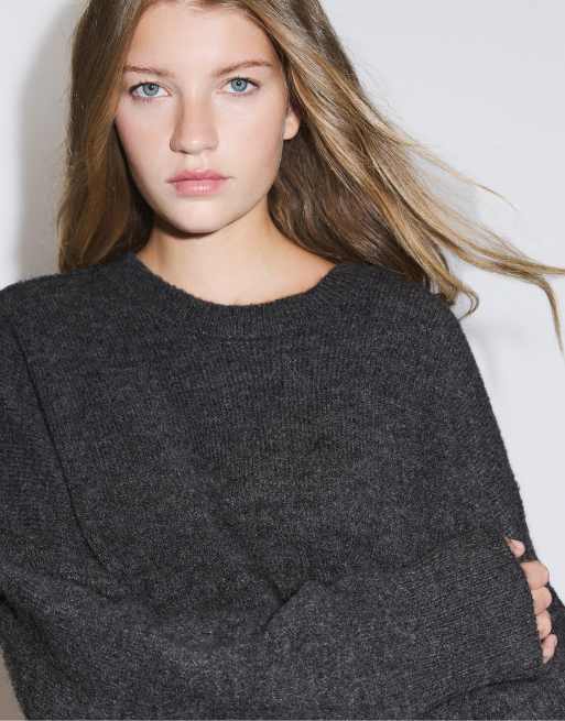 Stradivarius maglione in maglia girocollo grigio scuro, 4 di 7