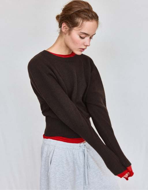 Stradivarius maglione in maglia soft-touch con maniche a sbuffo marrone, 3 di 7