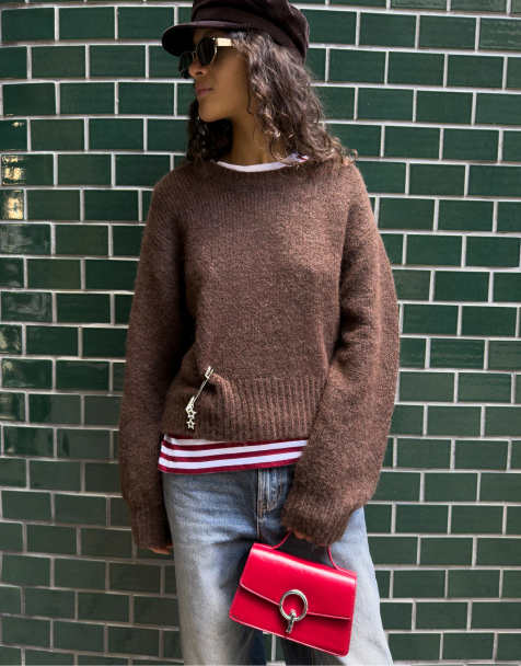 Stradivarius - Maglione morbido al tatto marrone - view 1