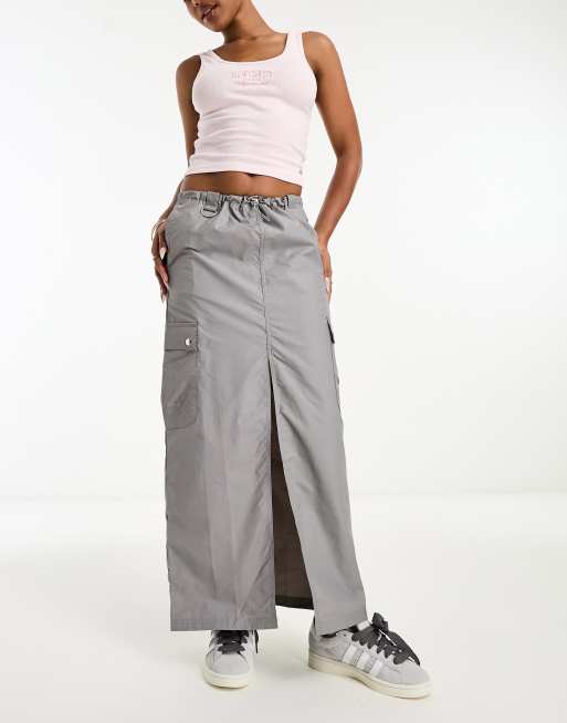 Stradivarius maxi cargo skirt in light gray | ASOS