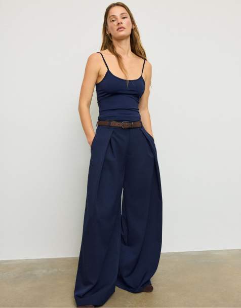 Stradivarius Maxi darted trousers with belt in dark blue - view 1