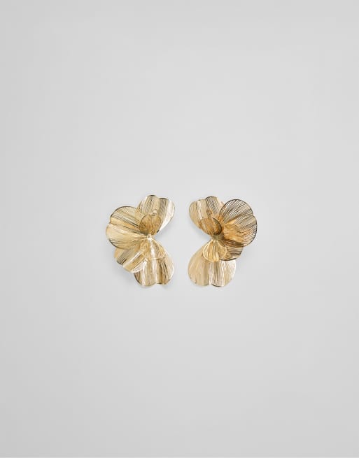 Stradivarius Maxi flower fan earrings in gold