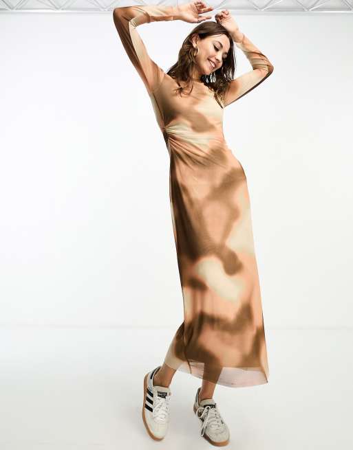 Stradivarius - Maxi jurk van mesh met ombre print in bruin , 3 van 4
