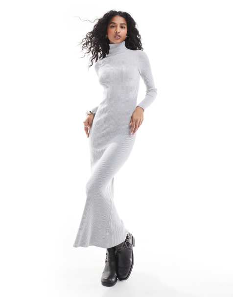 Stradivarius – Maxi-Strickkleid in Grau mit Rollkragen - view 1