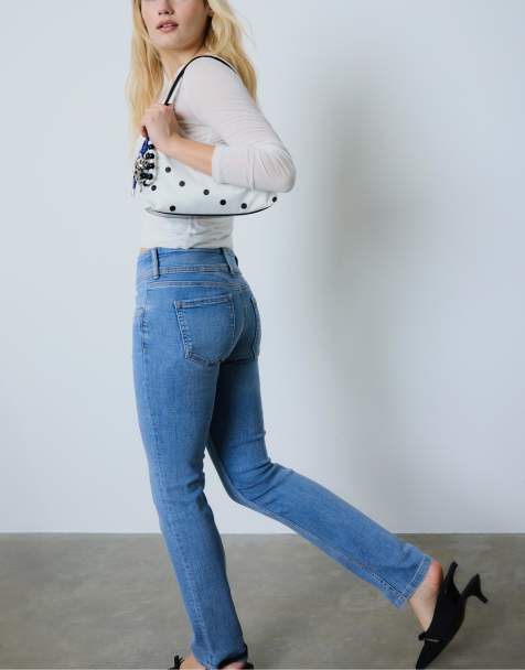 Stradivarius – Mellanblå jeans i slim fit med låg midja - view 1