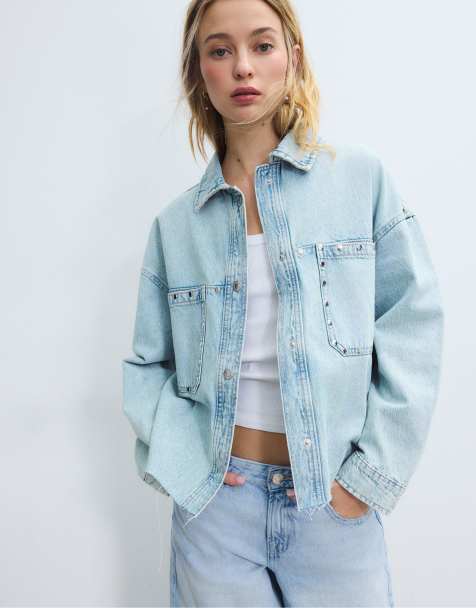 Stradivarius - Mellemblå cropped denim-overskjorte med nitter - view 1
