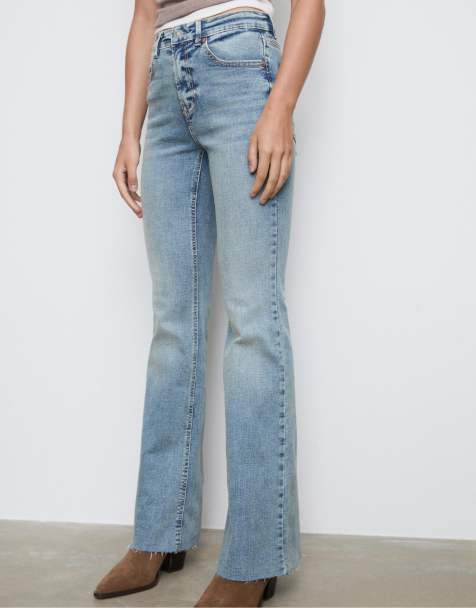 Stradivarius - Mellemblå jeans med svaj og slids - view 1