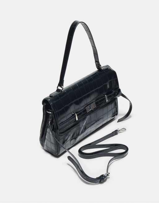 Stradivarius middelgrote schoudertas met riem in zwart, 4 van 4
