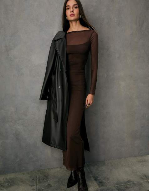 Stradivarius - Midi-jurk met open achterkant in bruin - view 1