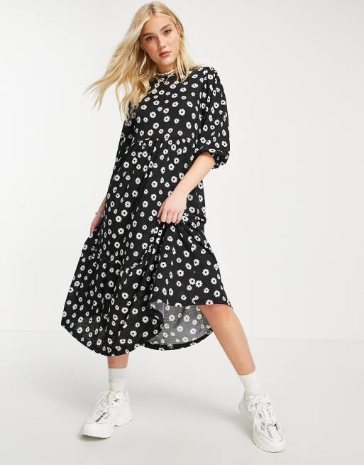 Black daisy 2025 print dress