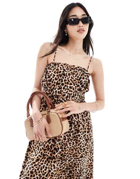 Stradivarius – Midi-Trägerkleid mit Leopardenmuster - view 1
