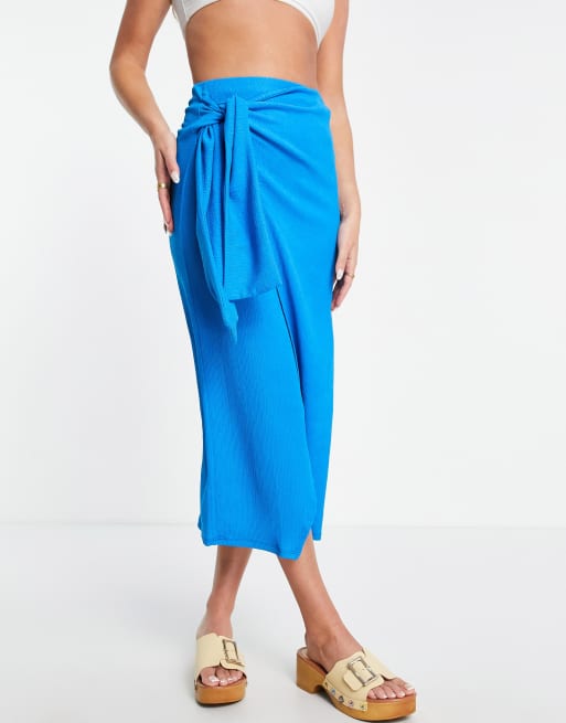 Stradivarius - Midi wikkelrok met knoop en textuur in blauw