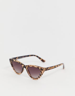 Stradivarius - Mini-Cat-Eye-Sonnenbrille in Braun-Brown