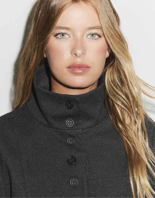 Stradivarius Mini fitted buttoned blazer in mid grey, 4 of 7