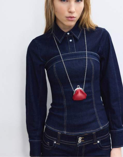 Stradivarius Mini pouch bag necklace in red - view 1