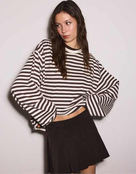 Stradivarius - Mini rok met stolpplooien in bruin - view 1