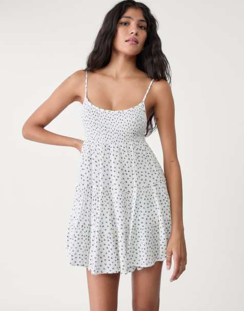 Stradivarius – Minikleid in Blau mit dünnen Trägern - view 1