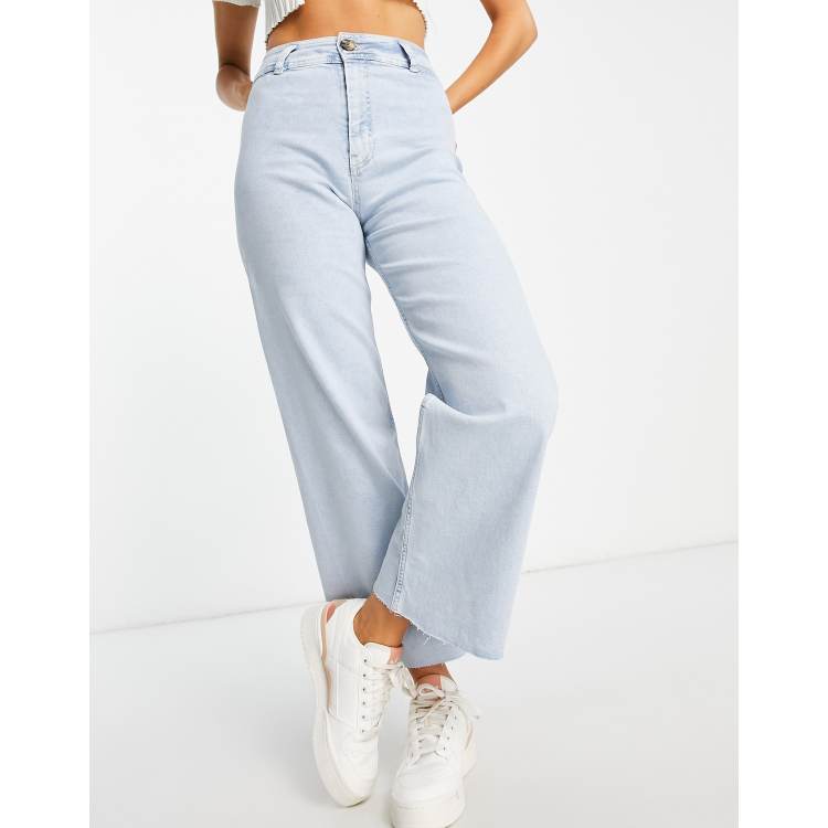 Stradivarius minimal wide leg cropped jean in light wash ASOS