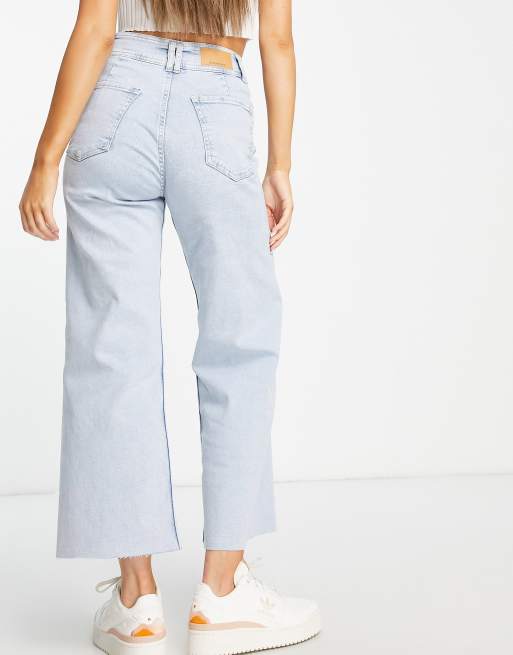 Cropped White Wide Leg Denim