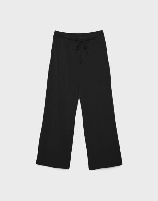Stradivarius mjuka joggingbyxor med vida ben och dekorativ söm framtill i svart, 6 av 7