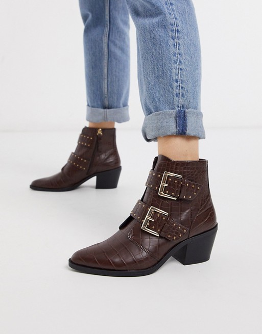Stradivarius moc croc buckle heeled boots in chocolate