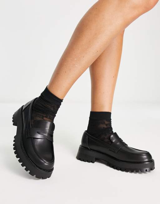 Stradivarius mocassins noirs, 2 de 4