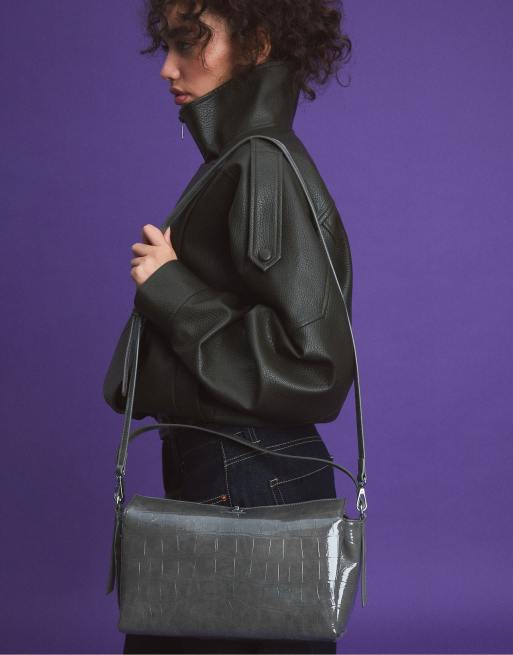 Stradivarius Mock croc shoulder bag in dark grey, 2 of 4