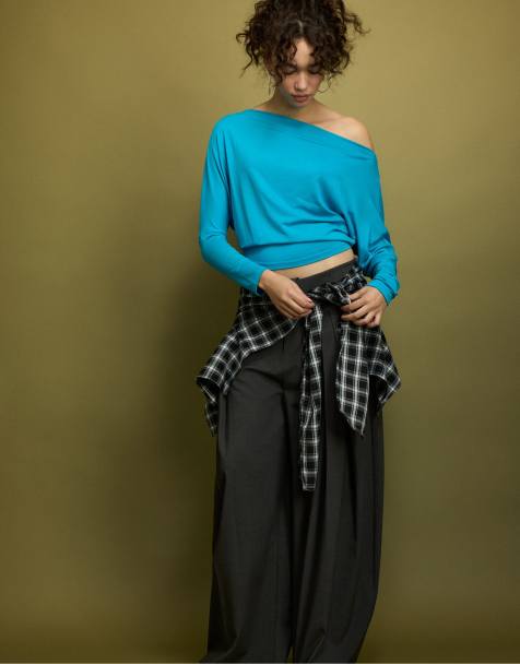 Stradivarius Modal asymmetric t-shirt in turquoise