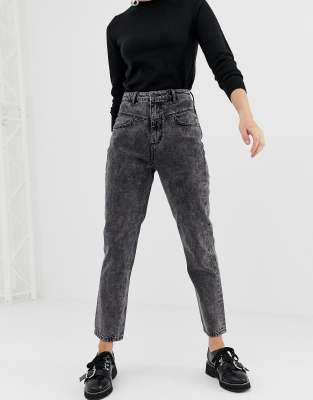 mom fit stradivarius