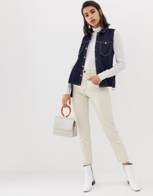 white mom fit jeans