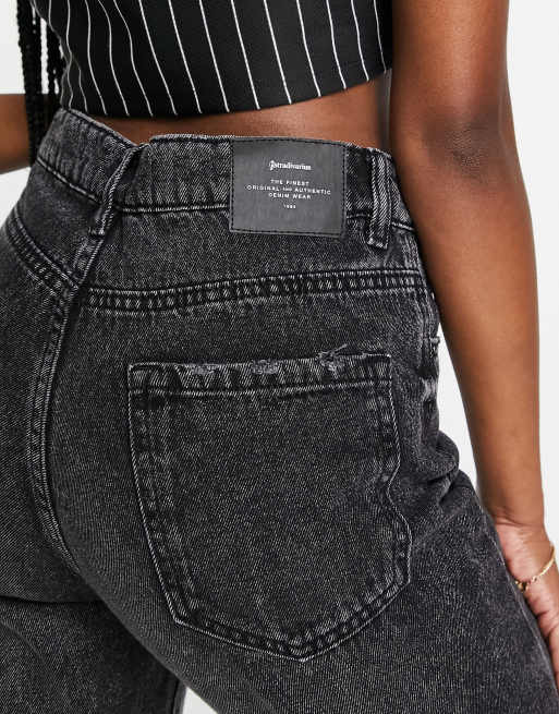 Stradivarius mom fit vintage jean in washed black