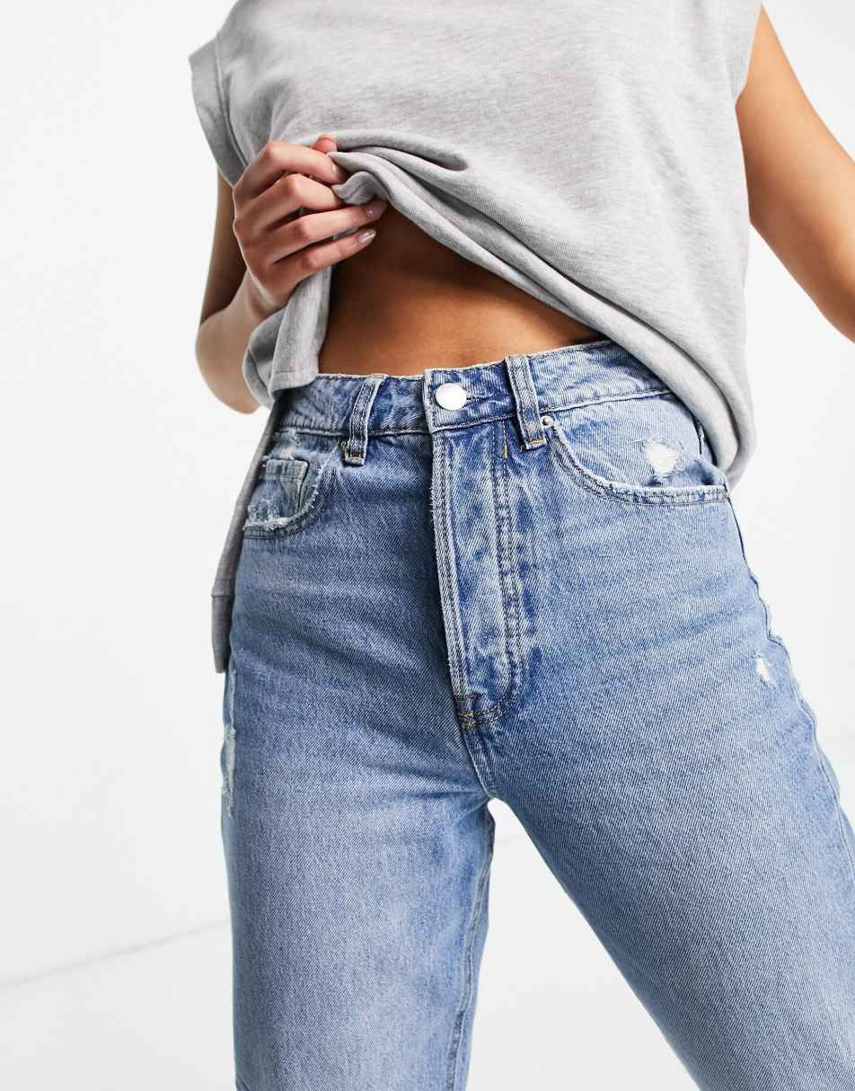 Stradivarius mom fit vintage jean in washed blue 0