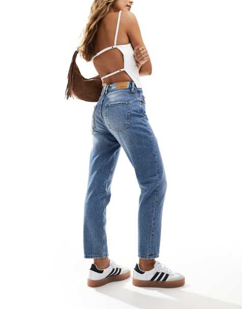 Stradivarius mom jeans in blue - view 1