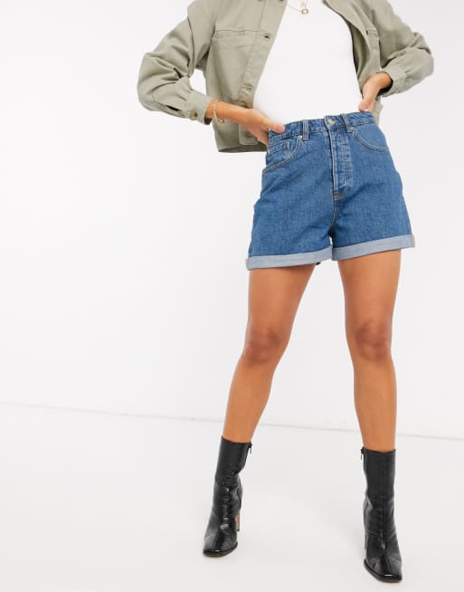 Stradivarius - mom pasform shorts i vintage vask