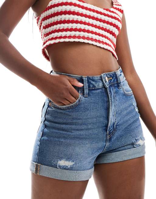 Stradivarius mom slim denim shorts in medium blue 