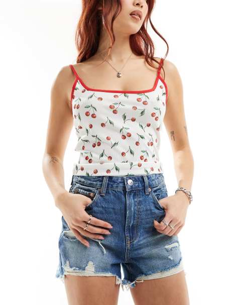 Stradivarius – Mörkblå jeansshorts med revor - view 1