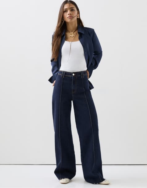 Stradivarius – Mörkblå, minimalistiska jeans med dekorativa sömmar - view 1