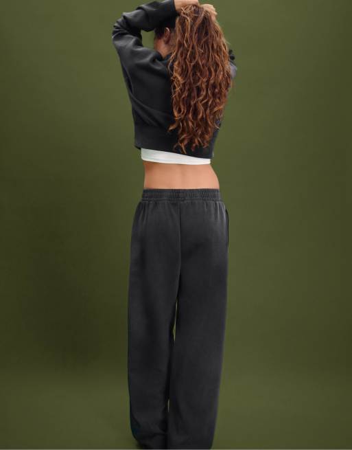 Stradivarius – Mörkgrå joggers med dubbelstickade detaljer i jersey, 2 av 4
