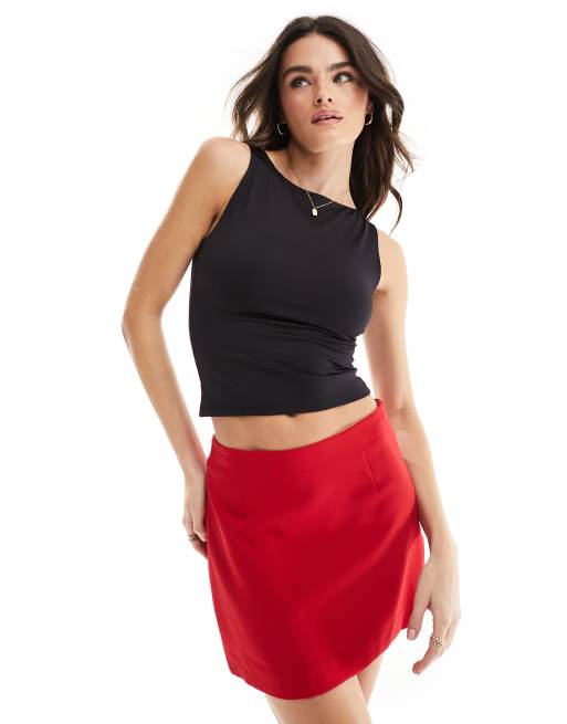 Stradivarius - Mouwloze top met boothals in zwart 