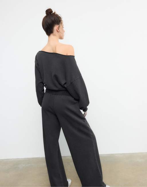 Stradivarius - Mørkegrå joggingbukser med lige ben og forvasket look, 3 af 4