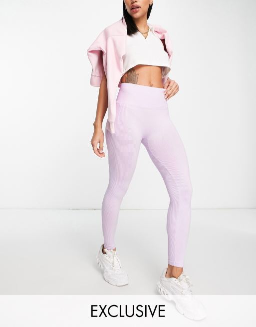 Stradivarius – Nahtlose Leggings mit Rippenstruktur in Flieder, Kombiteil