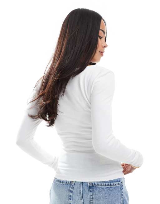 Stradivarius – Naturvit t-shirt med långa ärmar och markerad midja, 4 av 4
