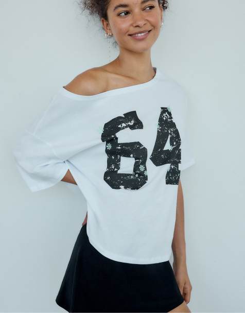 Stradivarius – Naturvit t-shirt med nummertryck - view 1