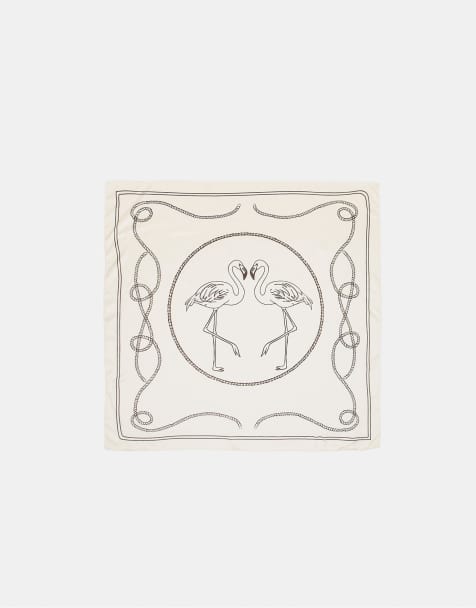 Stradivarius – Naturvit, virkad halsduk med blommor - view 1