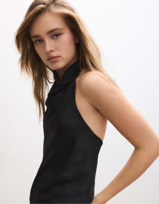 Stradivarius - Neckholder-Oberteil in schwarzer Satinoptik