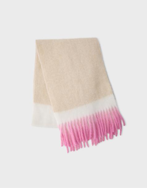 Stradivarius Neon-touch scarf in bubblegum pink - view 1