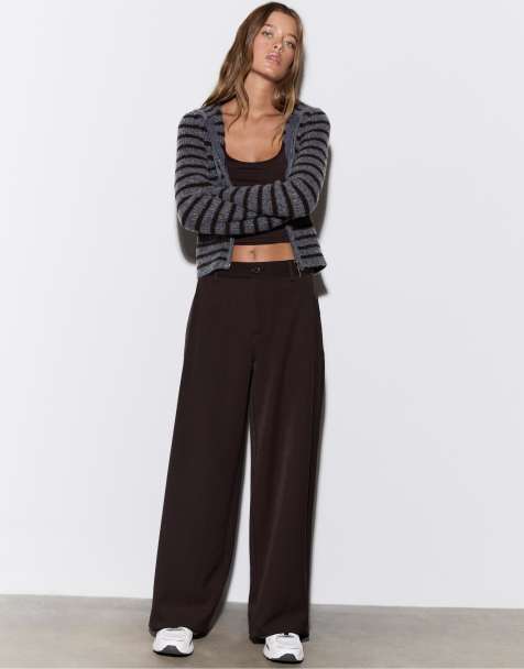 Stradivarius - Nette broek met figuurnaden in bruin - view 1