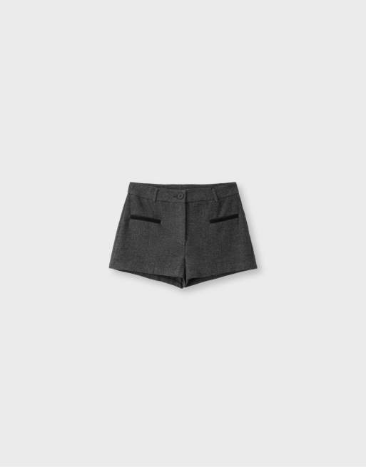 Stradivarius nette short met paspelzakdetail in donkergrijs, 6 van 7