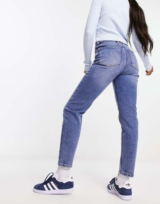 Stradivarius – Niebieskie elastyczne mom jeans o dopasowanym kroju, 2 z 5