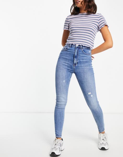 Stradivarius – Niebieskie jeansy o obcisłym kroju z bardzo wysokim stanem